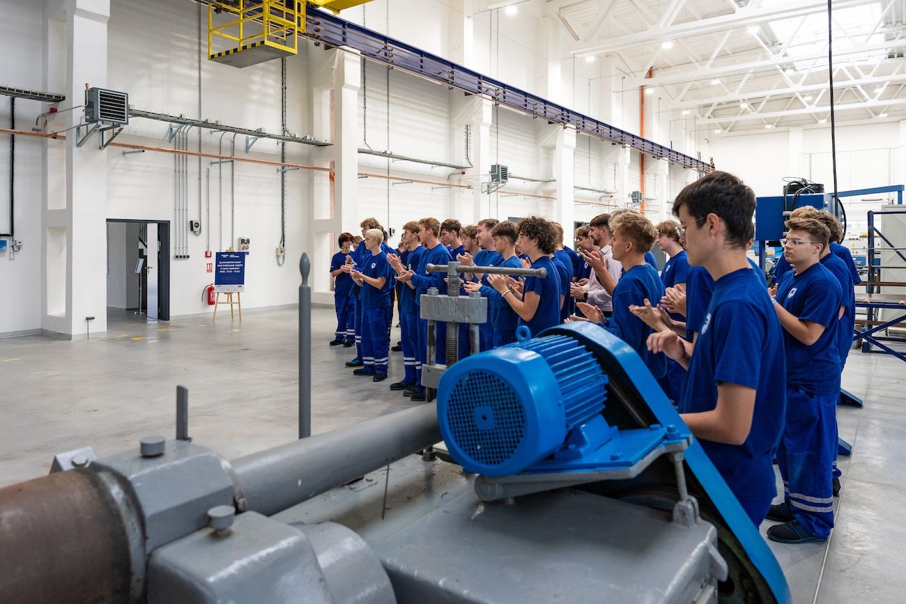 Společnost Fosfa otevřela nové moderní učebny pro studenty Třídy F